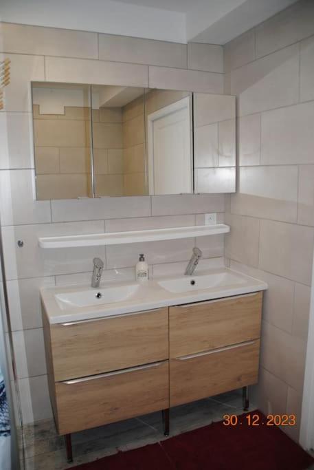 A L Abri Des Embruns Villa Диеп Екстериор снимка
